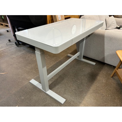 3205 - A white adjustable tech desk - (No Power Supply)