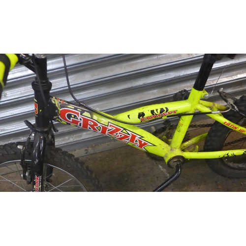 5188 - 2 boys bikes including a Crew Extreme BMX and a Concept Grizzly MTB