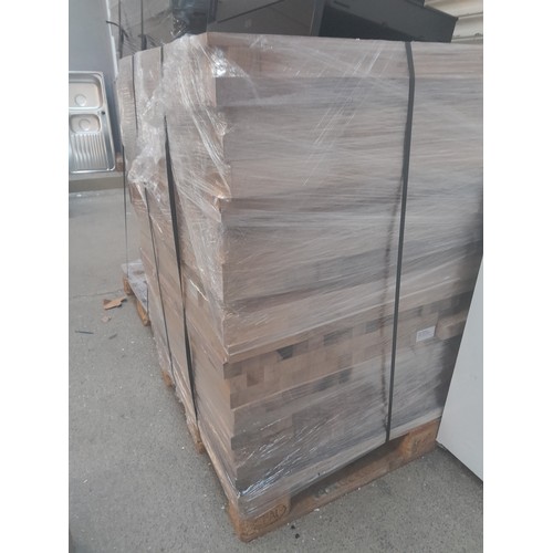 4106 - Pallet Of Solid Oak Off Cuts  (468-13), *This lot is subject to VAT