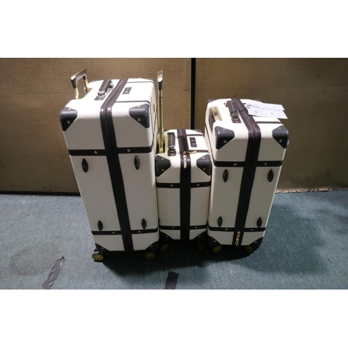 6012 - Rock Vintage Cream 3 piece Luggage Set, Original RRP £179.16 + Vat (340-163) *This lot is subject to... 