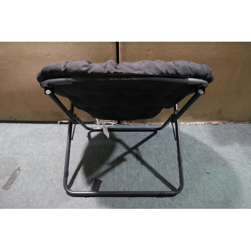 6017 - Oversized Saucer Chair   (340-221) *This lot is subject to Vat