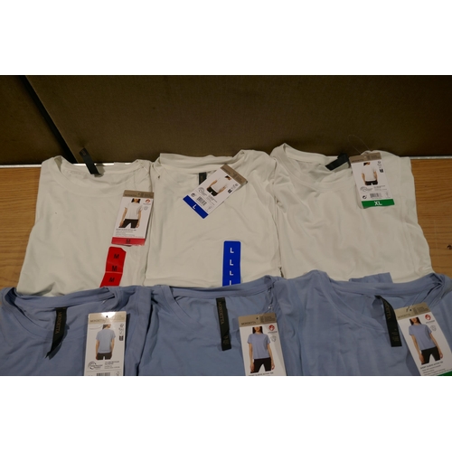 6026 - Mondetta short sleeve Active T-shirts x 30 (15 white, 15 blue) various sizes with tags (340-73888) *... 