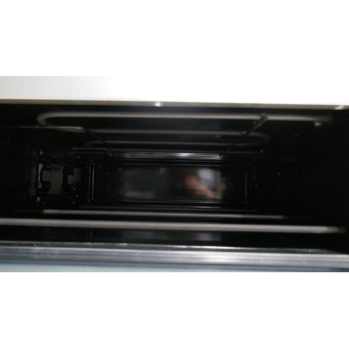 6108 - Gourmet Pro400 Pizza Oven, Original RRP £149.99 + Vat (340-134) *This lot is subject to Vat