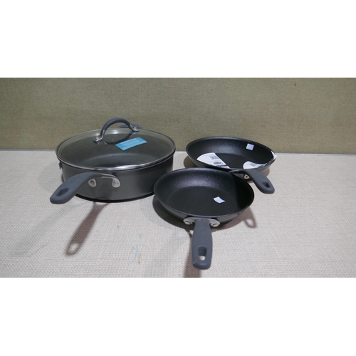 6115 - Circulon Scratch Defence Cookware, Original RRP £169.99 + Vat (340-149) *This lot is subject to Vat