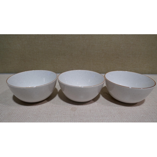 6135 - Options Stoneware Dinnerware (340-225) *This lot is subject to Vat