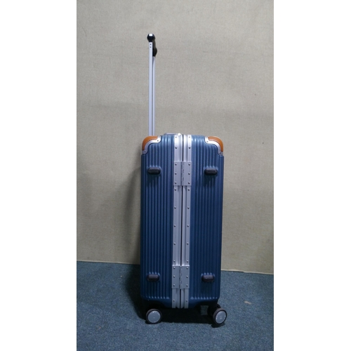 6189 - Swiss Military luggage case (Missing wheel) (340-323) *This lot is subject to Vat