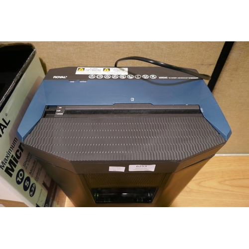 6253 - Royal Microcut shredder with box  (340-84) *This lot is subject to Vat