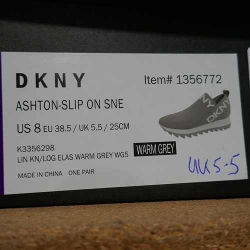 6292 - DKNY Ashton slip-on trainer in warm grey UK size 5.5 (340-73888) *This lot is subject to Vat