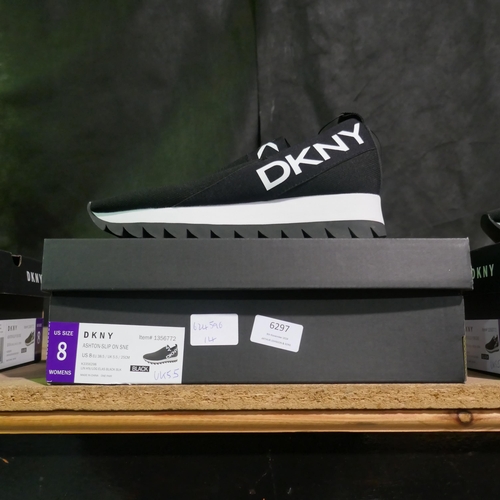 6297 - DKNY Ashton slip-on trainer in black UK size 5.5 (340-73888) *This lot is subject to Vat