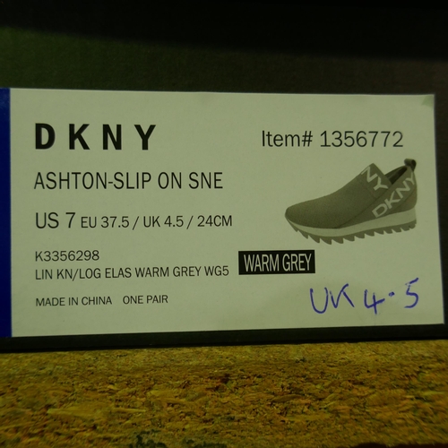 6301 - DKNY Ashton slip-on trainer in warm grey UK size 4.5 (340-73888) *This lot is subject to Vat