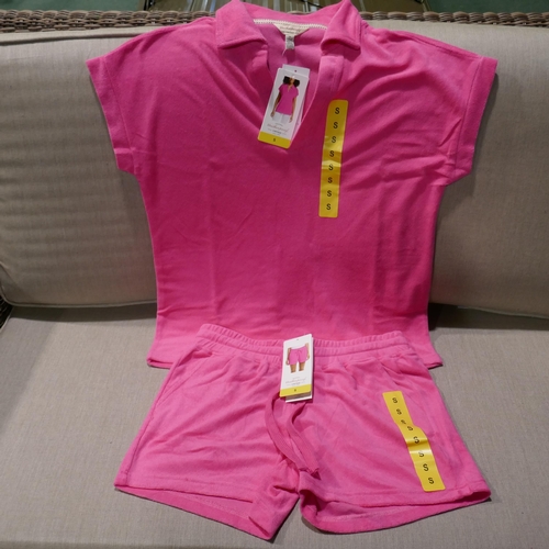 6311 - Weatherproof Vintage ladies lounge wear x 18 sets in pink. Comprising of polo shirt and shorts (5 sm... 