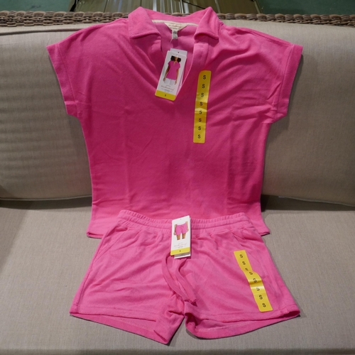 6311 - Weatherproof Vintage ladies lounge wear x 18 sets in pink. Comprising of polo shirt and shorts (5 sm... 