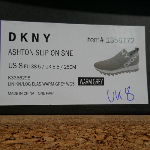 6286 - DKNY Ashton slip-on trainer in warm grey UK size 8 (340-73888) *This lot is subject to Vat