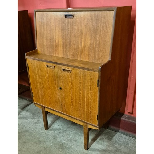 36 - A Danish teak bureau