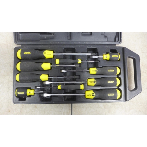 5003 - Two Stanley 10 piece cushion grip screwdriver sets