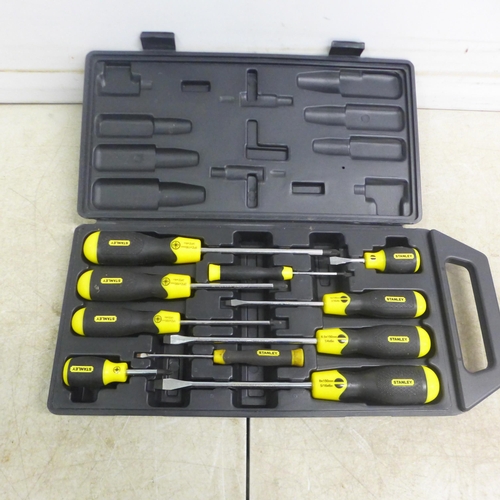 5003 - Two Stanley 10 piece cushion grip screwdriver sets