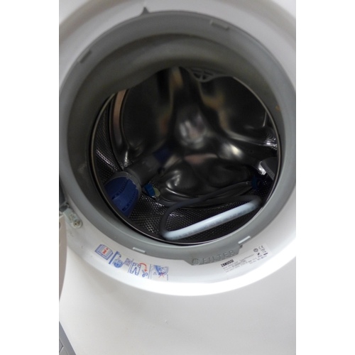 5101 - A Zanussi ZWG 7160P flexi-dose 6kg 1600 maximum spin washing machine