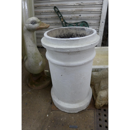 5132 - A quantity of assorted garden stoneware including goose, chimney pot and bridge plus a Belfast sink ... 