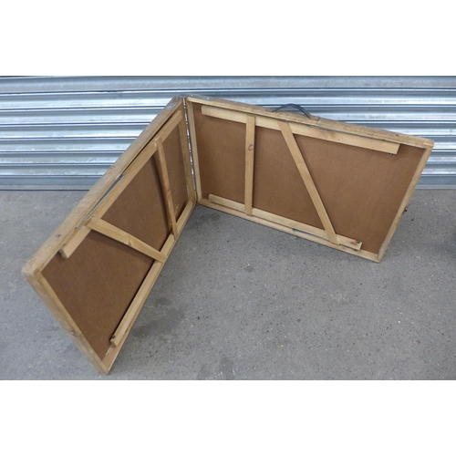 5173 - A folding multi-purpose sack trolley and pasting table