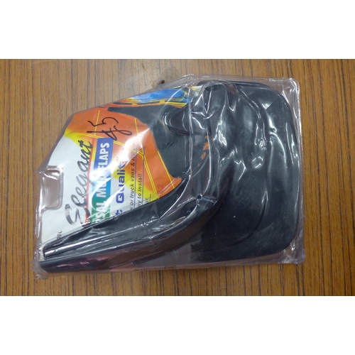 5194 - A bag of various car parts and accessories including mud flaps, oil pressure meter etc.