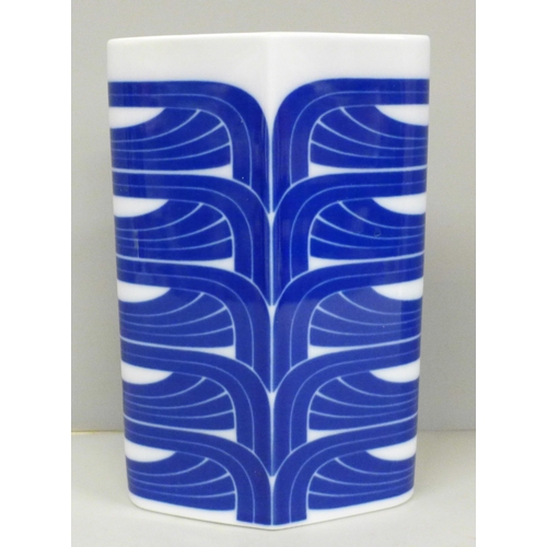 2004 - A Rosenthal porcelain vase, designed by Tapio Wirkkala and Rosemonde Nairac