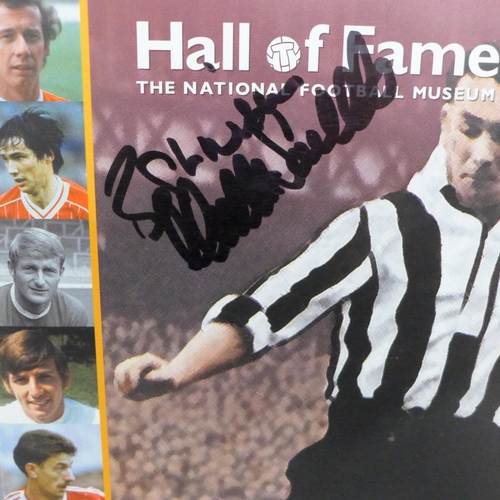 2020 - A Hall of Fame autographed menu football dated 2006, including Roger Hunt, Alan Ball, Bobby Charlton... 