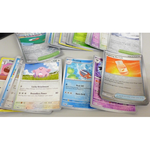 2043 - More than 600 Pokémon cards with more than 70 holographic