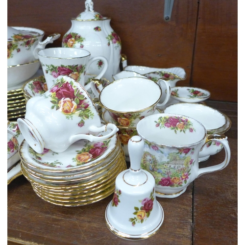 2077 - A large collection of Royal Albert Old Country Roses tea and dinner wares, six setting with eight di... 