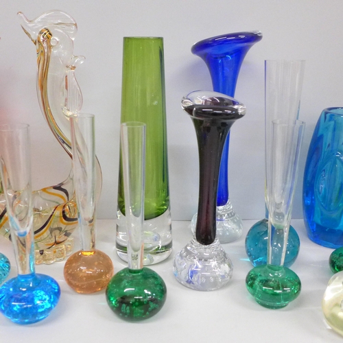 2085 - A collection of studio glass including bud vases **PLEASE NOTE THIS LOT IS NOT ELIGIBLE FOR IN-HOUSE... 