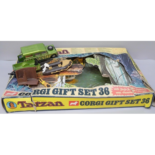 2141 - A Corgi Tarzan Gift Set no. 36
