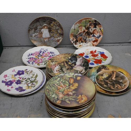 2282 - Collectors plates including nine Border Fairy plates **PLEASE NOTE THIS LOT IS NOT ELIGIBLE FOR IN-H... 