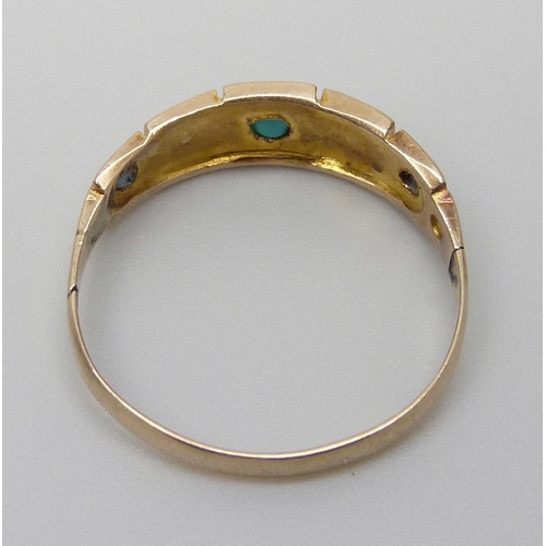 7048 - A Victorian 9ct gold, seed pearl and turquoise ring, 1.5g, O