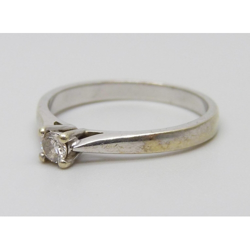 7057 - A 9ct white gold and diamond ring, 2.1g, M