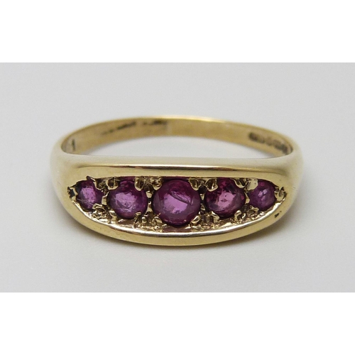 7081 - A 9ct gold and five stone amethyst ring, 2.9g, O