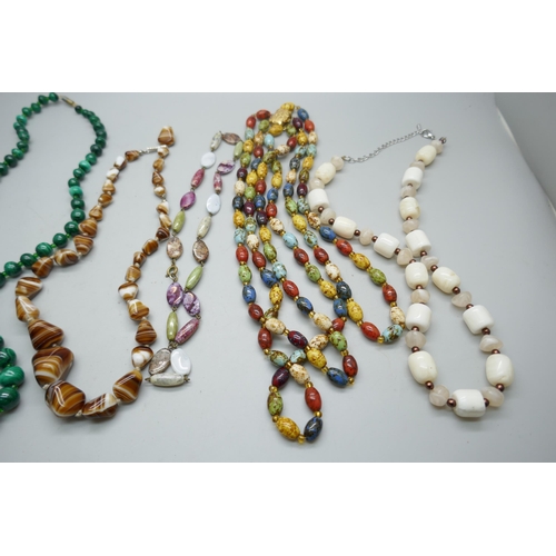 7116 - A collection of bead necklets to include malachite and hardstone