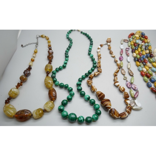 7116 - A collection of bead necklets to include malachite and hardstone