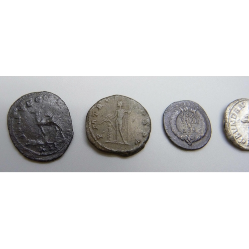 7248 - Coins; a collection of Roman silver/bullion coins, Gordian III (238-244), Gallienus (260-268), Julia... 