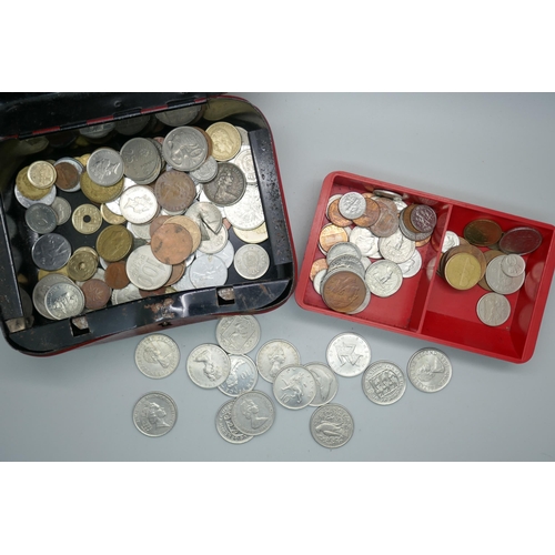 7253 - A collection of British and foreign coins