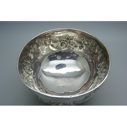 7282 - A silver bowl, Birmingham 1904, 109g, 12.5cm