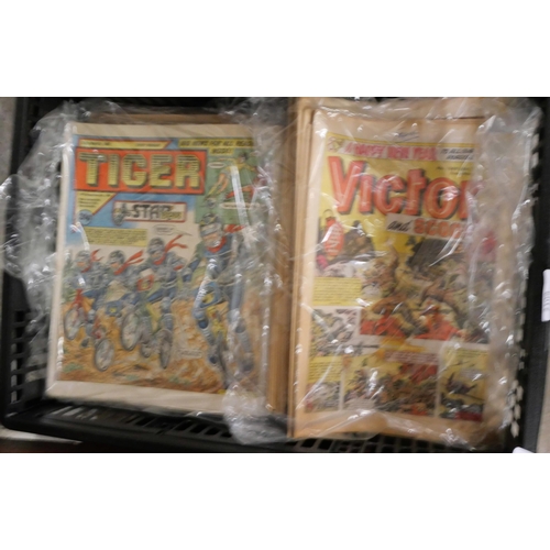 2109 - A box of The Victor, The Hornet and Tiger Comics, 1970s and 1980s