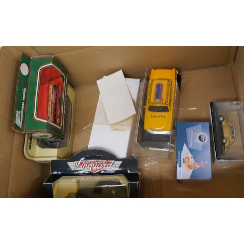 2110 - Corgi Classics Bedford Van, Solido, Vanguard, Formula 1, New York Taxi and other model vehicles