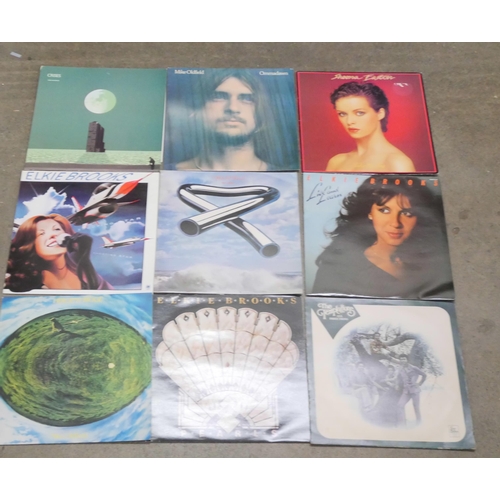 2161 - A collection of mixed LP records and 7