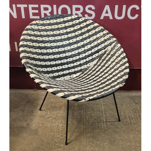 116A - A wicker ball chair