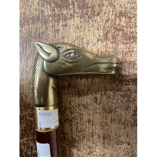 401B - A brass horse head handled walking cane, with flask