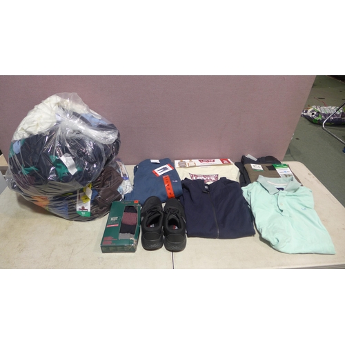 6319 - Two bags of clothing, brands including Levi, Champion, Sketchers, Ted baker etc.  (341-453) *This lo... 