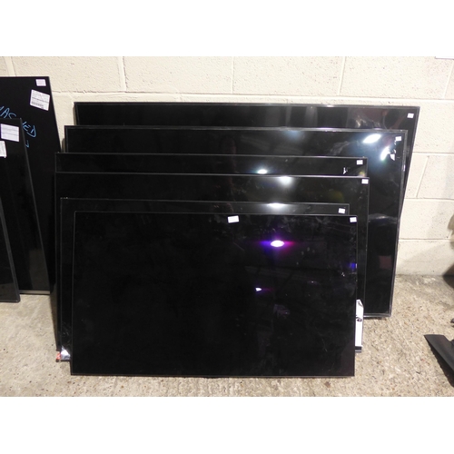 6320 - Quantity of broken/damaged tvs, brands including Hisense, Samsung etc.  (341-1,2,5,6,7,8,9) *This lo... 