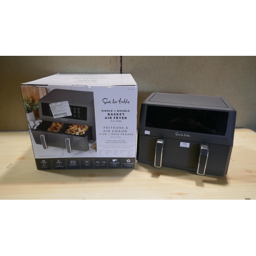 6049 - Sur La Table Air Fryer with box (341-11) *This lot is subject to Vat