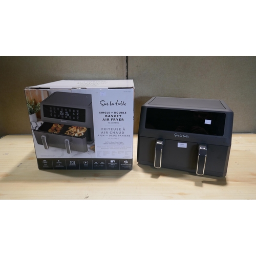 6051 - Sur La Table Air Fryer with box (341-185) *This lot is subject to Vat