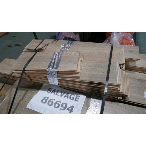6255 - Pallet of Hartford Oak Laminate Flooring   (341-33-49) *This lot is subject to Vat