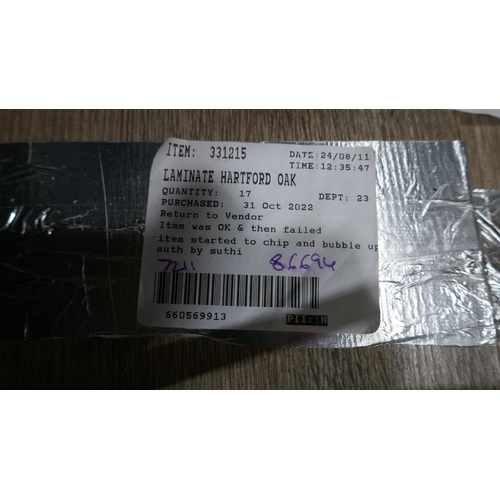 6255 - Pallet of Hartford Oak Laminate Flooring   (341-33-49) *This lot is subject to Vat